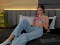 I am an outgoing and creative person, passionate about connecting with new people and sharing fun and authentic moments. I love talking about interesting topics, playing interactive games or simply enjoying a good talk.