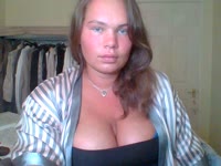 Hey Im Gemma, 24 British babe ! I am curvy with 36E tits !