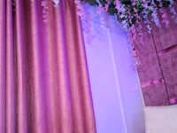 I’m a creative, outgoing, and friendly girl who loves to make people laugh and feel good. Every show with me is fun, natural, and full of positive energy.