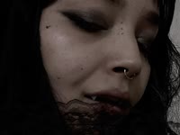 zwoel & verslavend.
Ik ben je goth droom – zachte lippen, scherpe blik, en een fantasie die je steeds opnieuw wilt beleven.
Hou je van leer, kant en fluisterende zuchten in het donker? Dan zit je hier goed.
Ik kijk je aan alsof ik je geheimen al ken... en misschien doe ik dat ook wel. Kom dichterbij