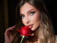 naughty cam girl fingering shaved pussy Alessia