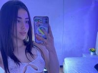 camgirl fingering shaved pussy DulcineCooper