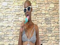 nude webcam FaithEvans