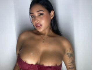 fingering webcamgirl LaurenKaterine