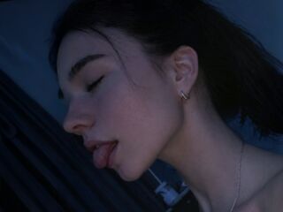 naked webcamgirl video MelbaStraub