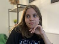 naked girl with webcam masturbating MelisaVonk