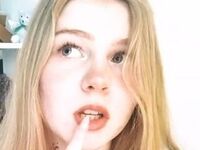 chat room live show AntoniaCrumpton