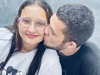 chatroom live sex cam AnnaliaAndJeremy
