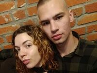 hot live cam couple MaxAndEva