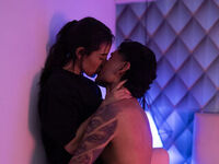 live chat with fucking couple MiaAndAaron