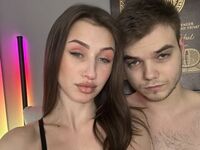 hot cam couple sex show VikkiGeorge