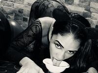 smoking fetish live cam GuzmanIsabella