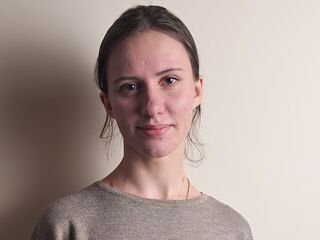 spy web cam AkilahZarucki