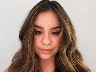 chatrubate cam girl picture AlexandraThornt