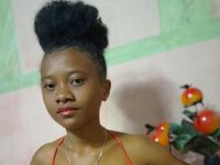 shaved pussy cam AlphonsineRazafy