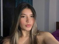 camslut topless AmberCantillo