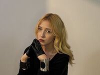 camgirl porn cam AmeliaHatta