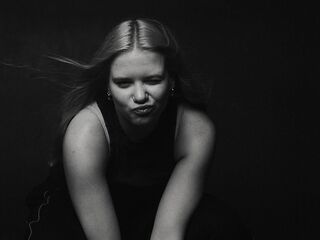 cam girl photo AngellaMaulin