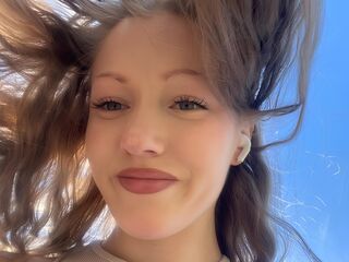 beautiful girl AnnikaRodrigez