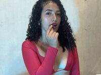 girl shaving pussy AntonellaFerrer