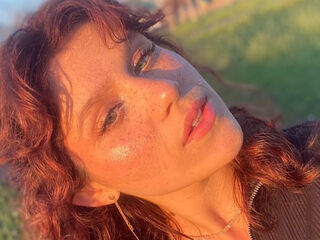 camgirl live sex AstridChing