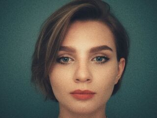 chat room live show BjorkLight