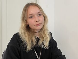 dirty cam show BonnieRad