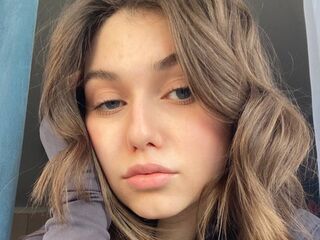 camwhore spreading pussy BriannaMauzey
