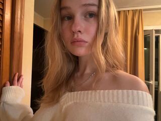 nude cam girl pic BrittaneyCreitz