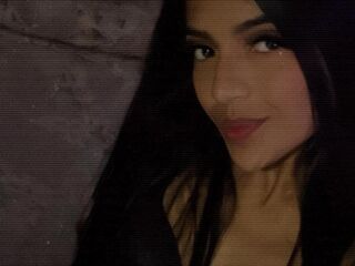 live sexshow CamyRoux