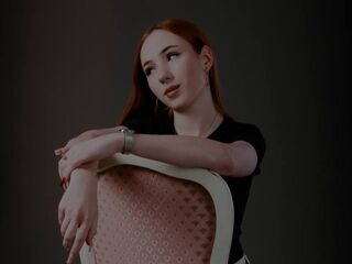 naked girl with cam masturbating CarleenZangari