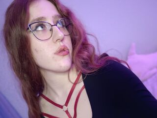 cam girl masturbating with vibrator CatrinaRobers