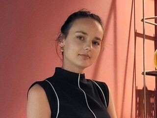 cam girl masturbating with sextoy CherlynAltice