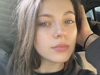 webcamgirl chat room ClarettaZinno