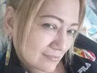 girl fingering bald pussy ClauSommers