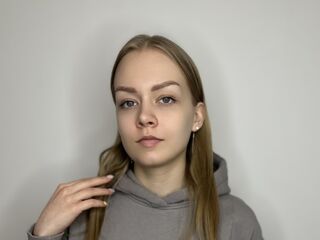 camgirl live CorneliaYanity