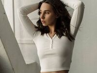 free live cam CristallBell
