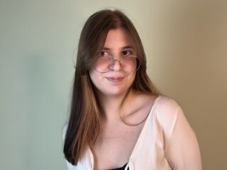 naked camgirl picture DebbraAdonis