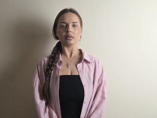 sexy webcamgirl pic DelenaCouts
