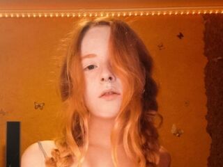 naughty camgirl masturbating with dildo DeliaLashbrook