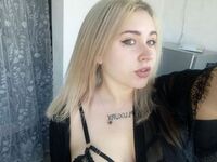 hot cam girl spreading pussy DinahSalimas