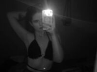 beautiful girl webcam DoloresHuesing