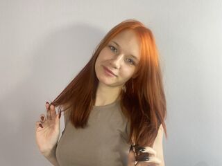 topless girl DorindaPeret