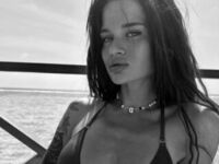 camslut naked EdiePrete