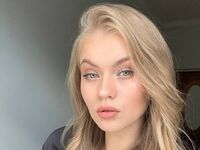 free liveshow ElaraBrooks