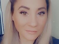 livesex video EllaMon