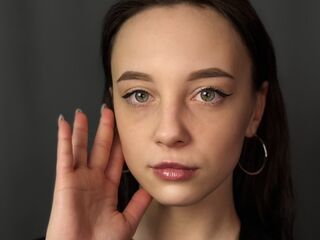 free livecam EllynDarvish