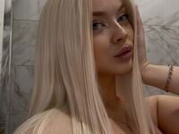 camgirl spreading pussy ElsaBarbie