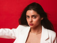 live strip tease show EmiliMua