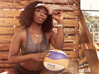 sexy webcam girl EmilyValenci